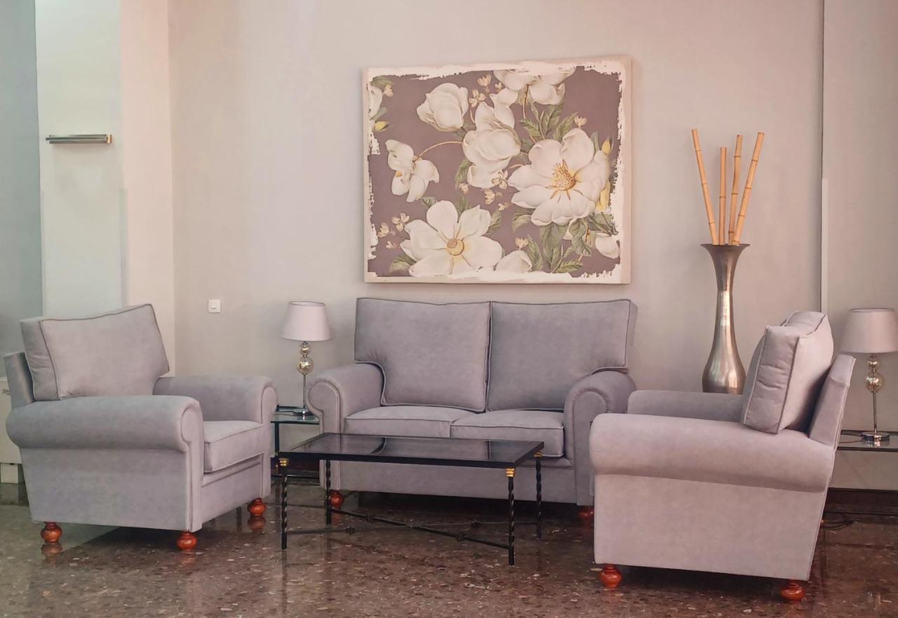 Apartamento Acogedor Junto A Calle Betis, Triana-Los Remedios Sevilha Exterior foto